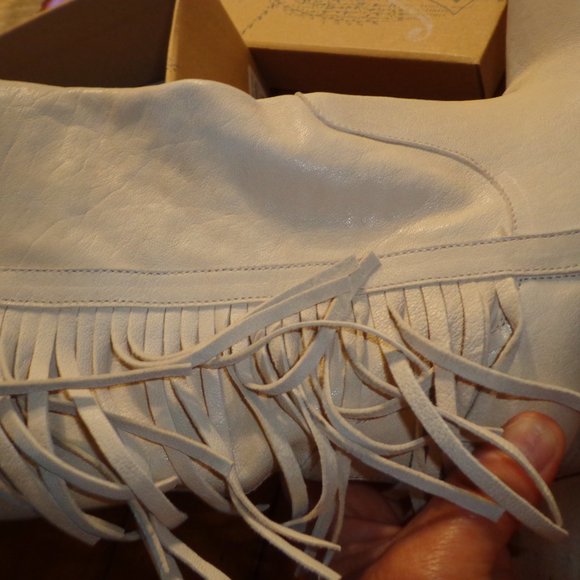NIB FREE PEOPLE Wild Rose Slouch Boot 36 Ivory Italy Leather Fringe NO DISCOUNTS - Picture 12 of 15
